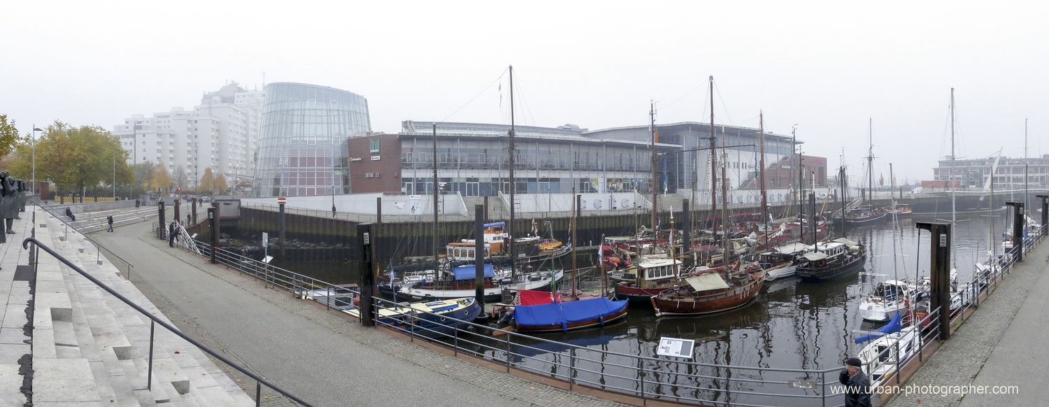 Museumshafen Bremen-Vegesack im Oktobernebel 2015